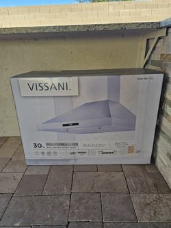 Vissanni Range Outdoor Range Hood