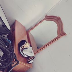 brand new and slightly used furniture sale brand new Queen memory foam mattress with the platform bed