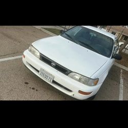 Corolla 1997 (Clean Title) 200k Miles 