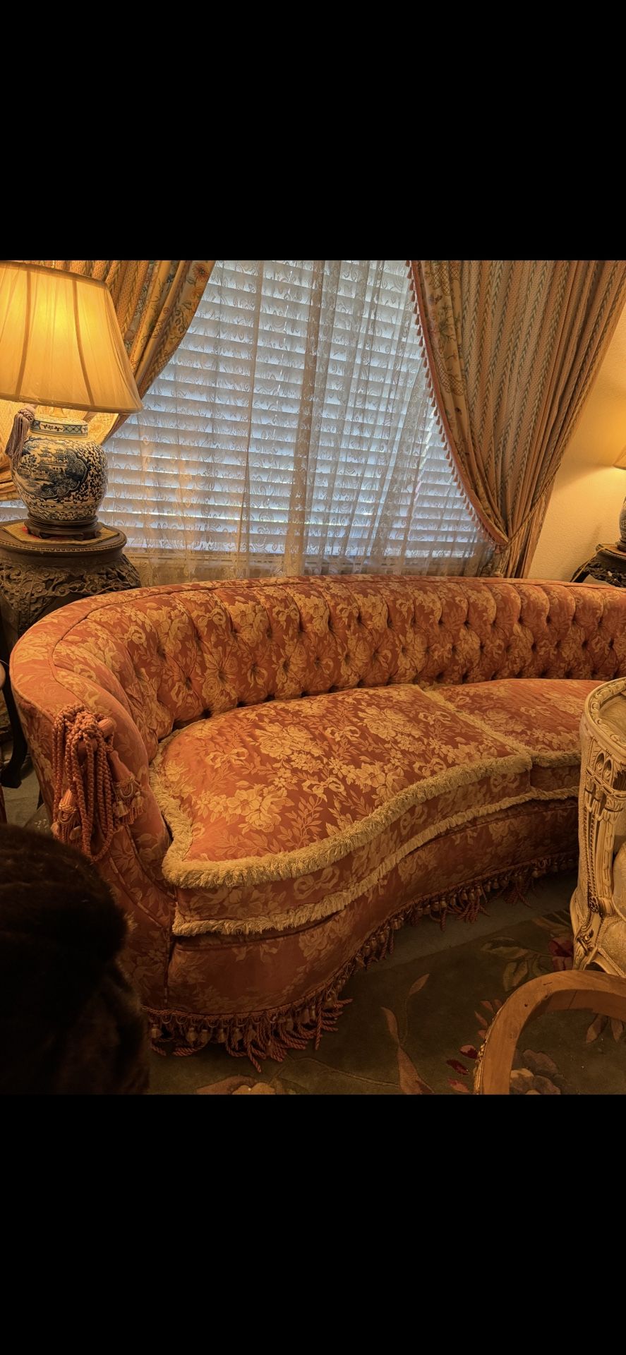 Vintage Beautiful Pink Sofa