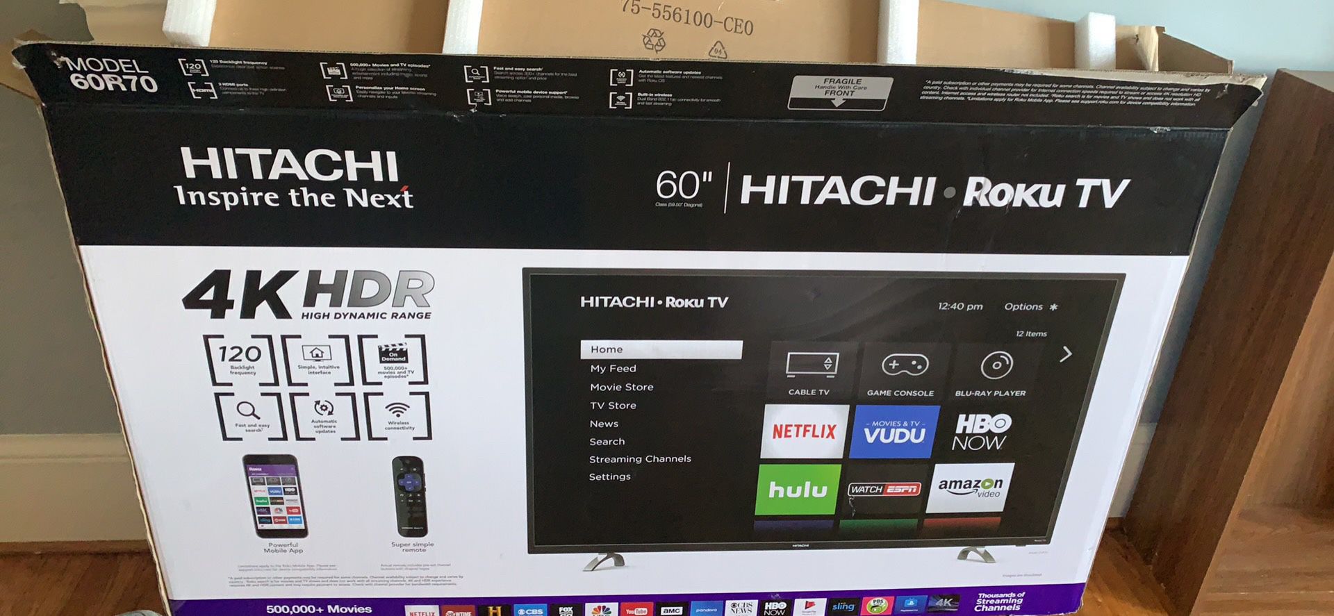 60” Hitachi roku tv