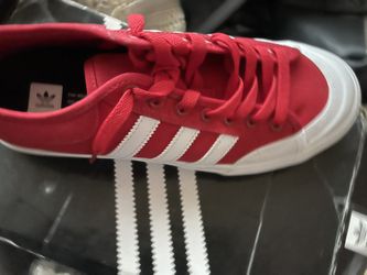 Size 8 Tried On Not Worn.