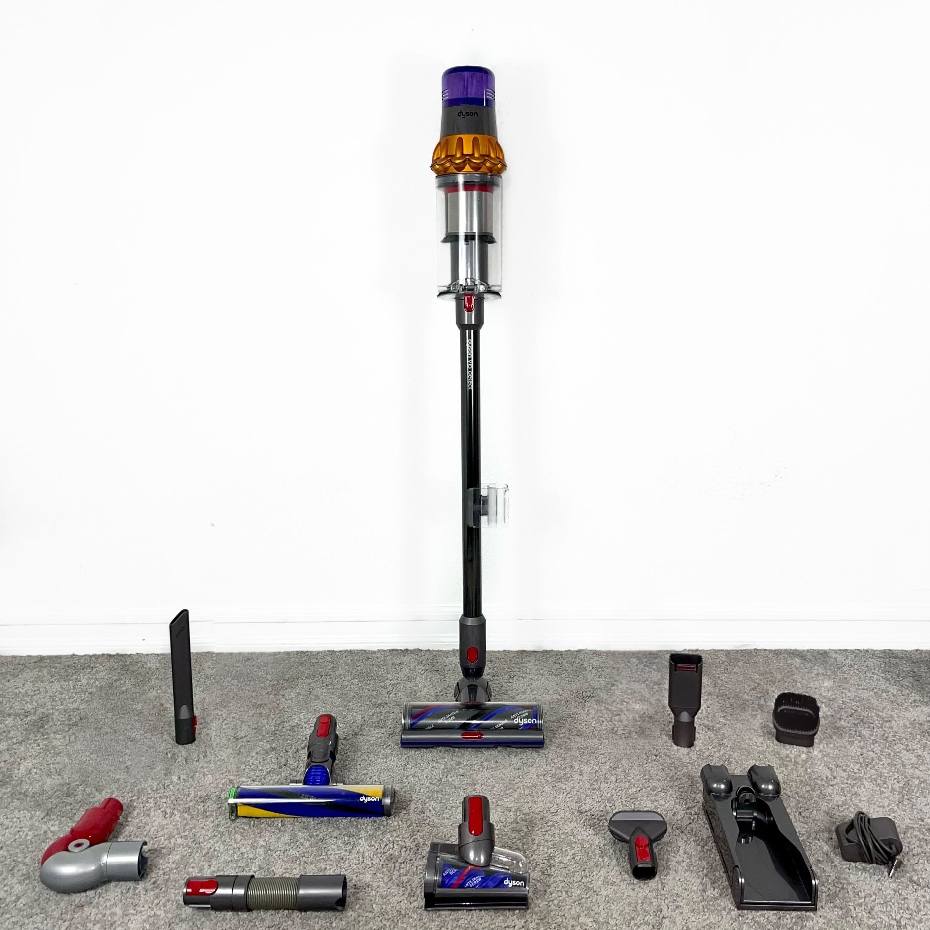 Dyson V15 Detect Handheld Stick Cordless Vacuum Cleaner w/ attachments 