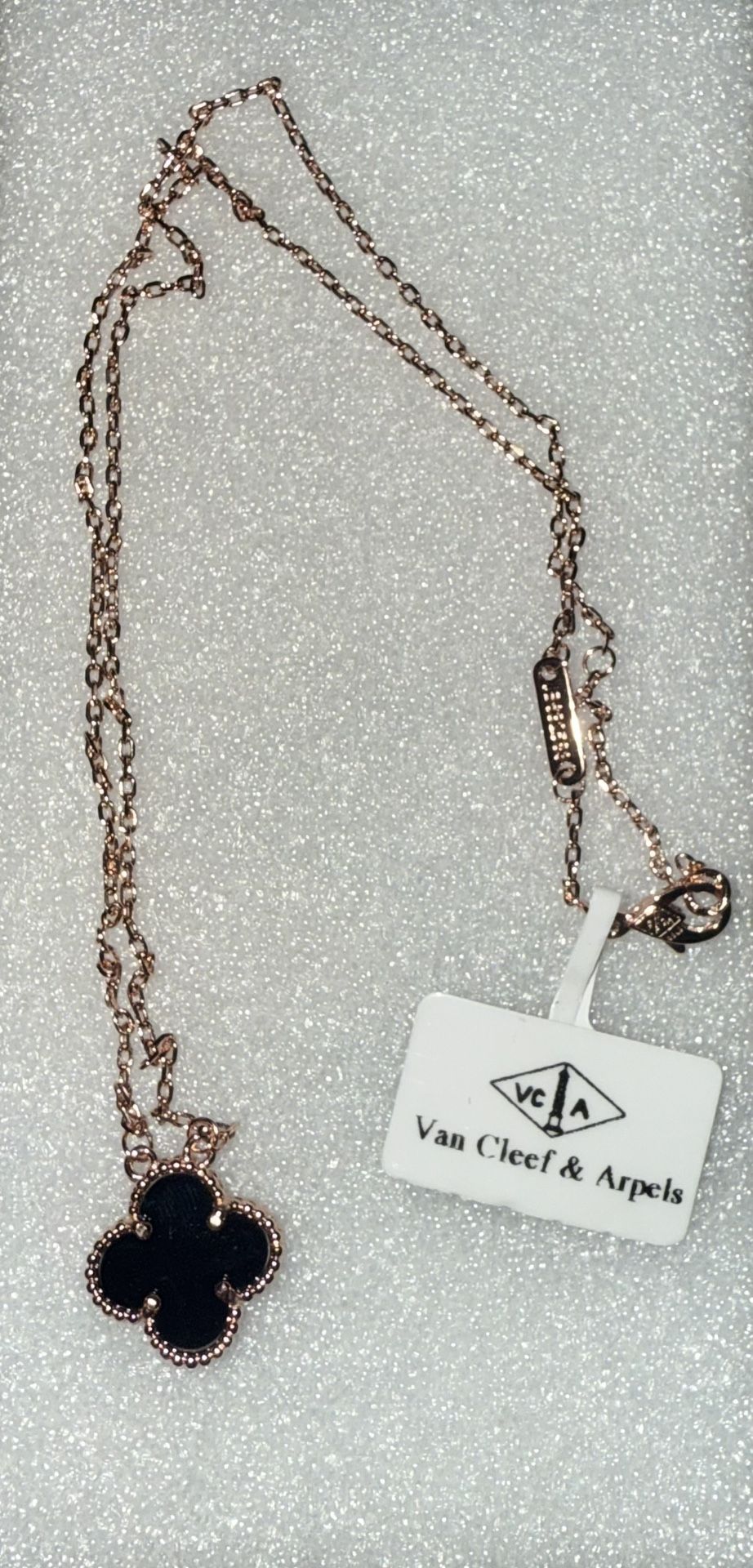 Van cleef Necklace rose gold chain with black pendant