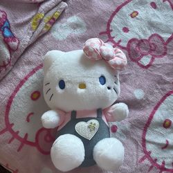 Hello kitty plushie