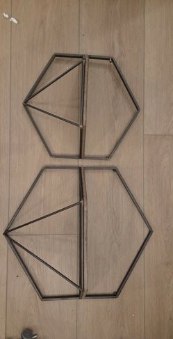 Wall shelves