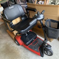 PRIDE Scooter Go-Go