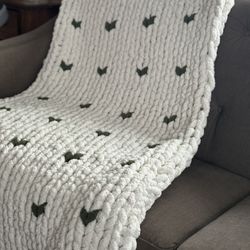 Large Chunky Knit Blanket 