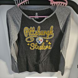 Girl's Size XL 16 Pittsburgh Steelers Shirt