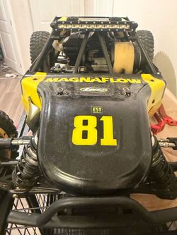 1/5 scale RC car losi
