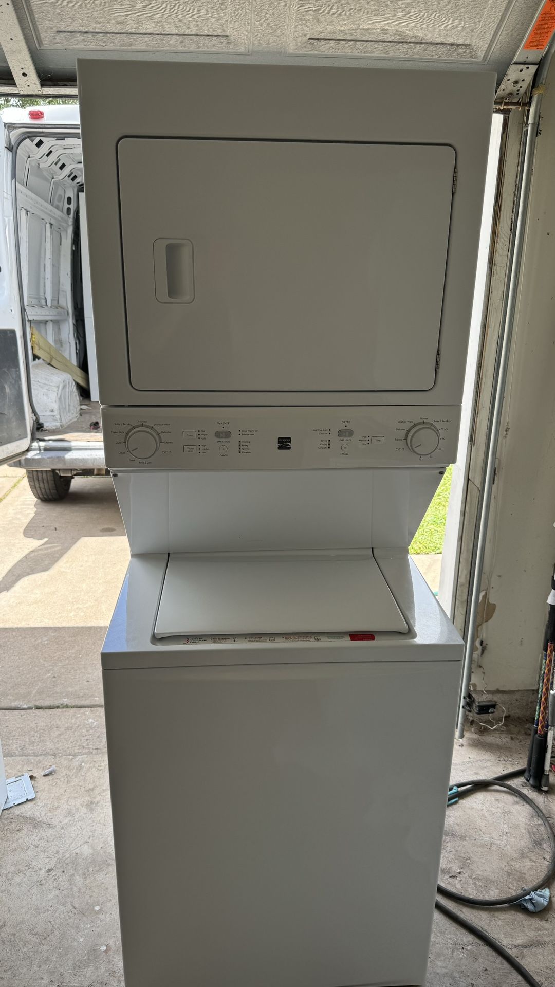 KENMORE 27” STACKED WASHER & DRYER LAUNDRY CENTER 👍👍 ELECTRIC