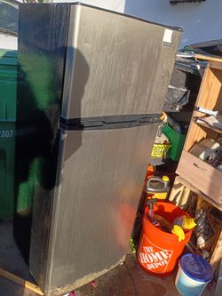 Thomson Freezer Available Working Excellent Condition