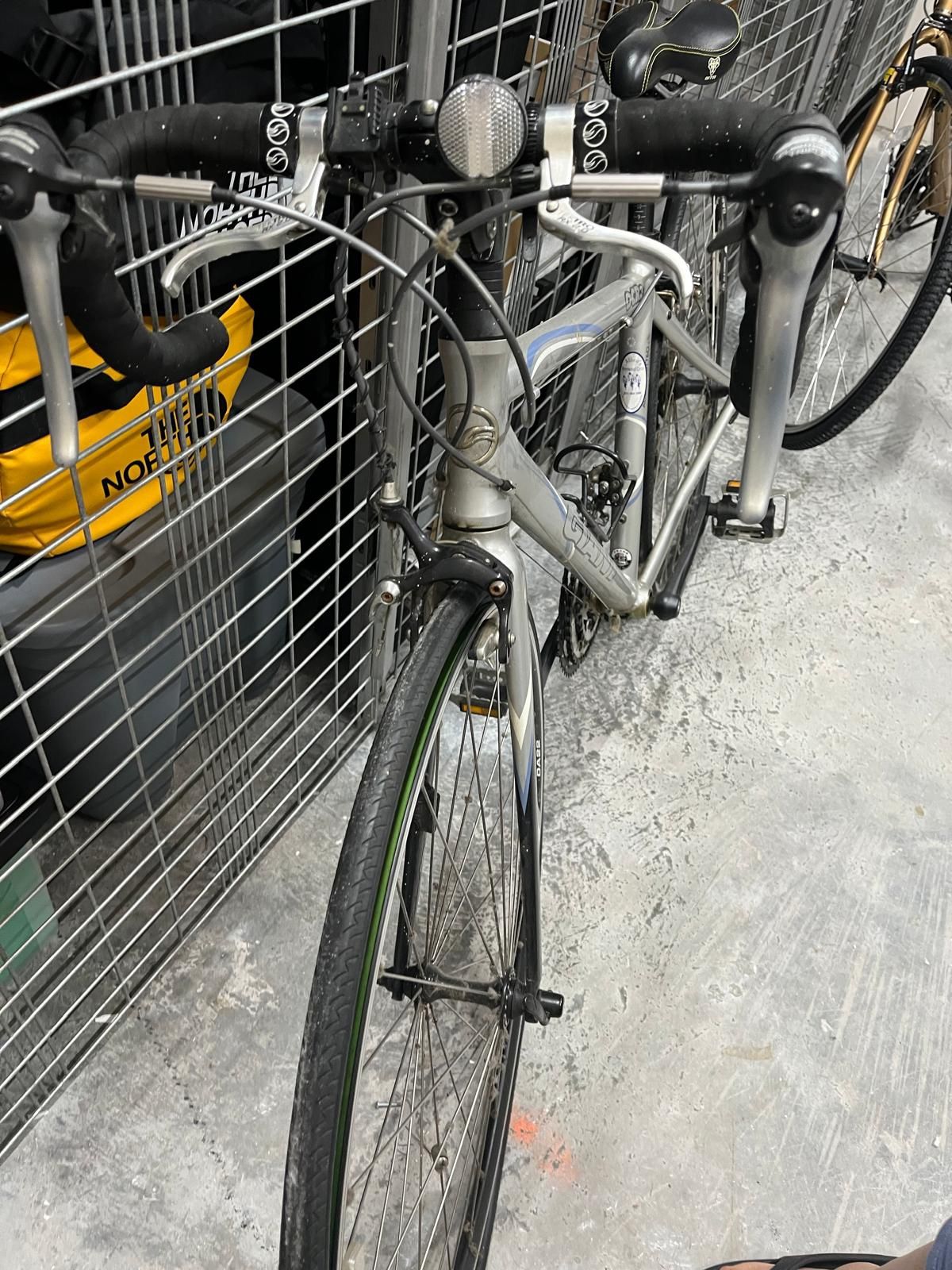 Giant OCR3 Road Bike – Smooth, Fast, and Built to Last