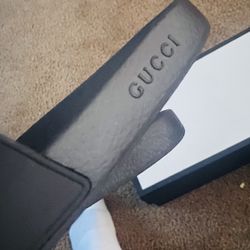 Gucci Flops