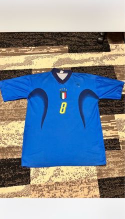This is a vintage blue Italy national team home soccer jersey featuring the number 8 on the chest, matching the style worn around the 2006 World