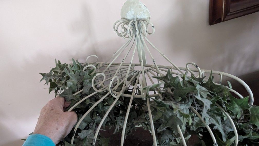 Planter - White Wrought Iron Decor