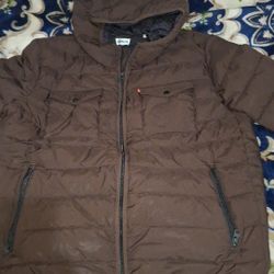 Levi Puffer Jacket