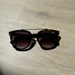 Quay sunglasses 