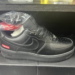 Black Nike Air Force 1 Supreme  