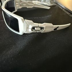 Oakley Oil Rig T-Pain Edition Sunglasses – Like New