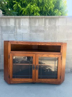 Corner Cabinet TV stand