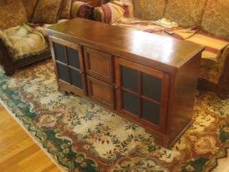 Tv Stand/ Drawer Chest