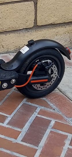 Electric Scooters  (SE HABLA ESPAÑOL)