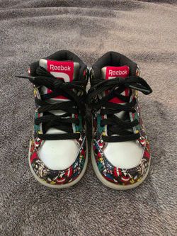 Toddler Avenger & X-man reebok shoes size 6c