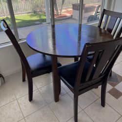 Round Dining Set