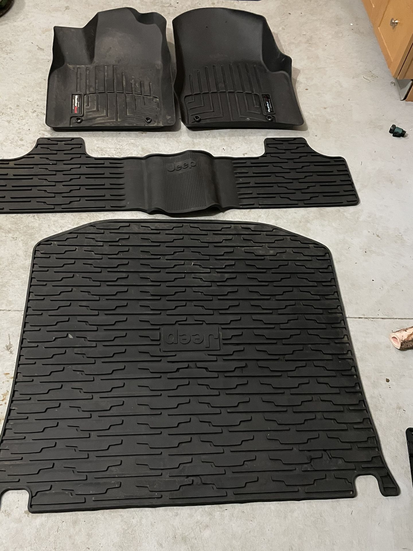 Jeep Grand Cherokee winter floor mats
