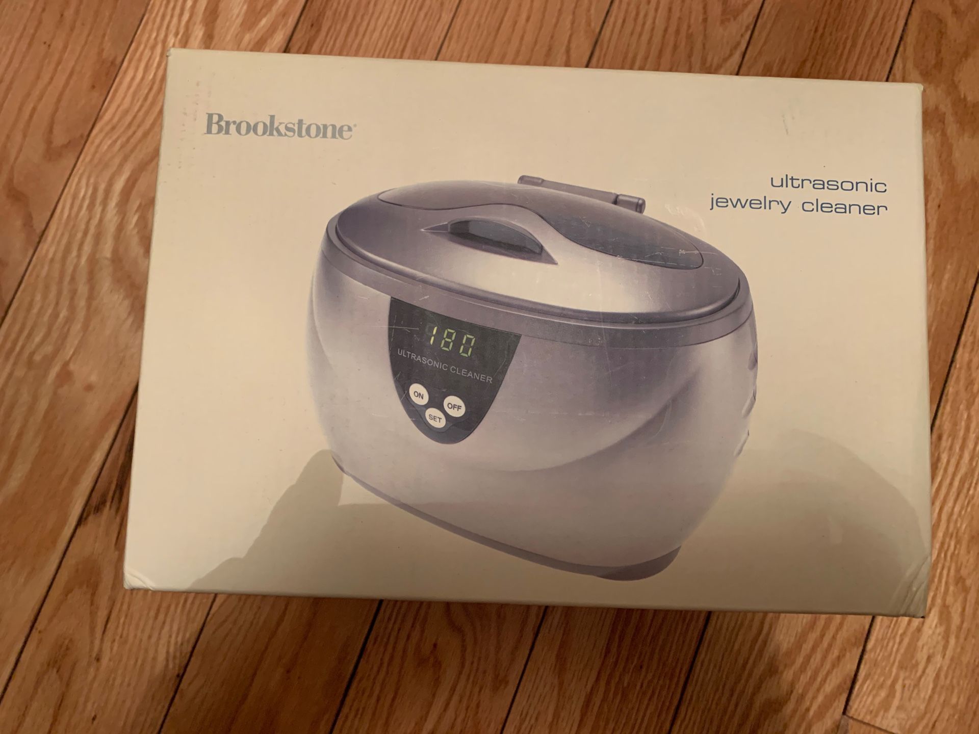 NEW BROOKSTONE Ultrasonic Jewelry Cleaner Jewelry, Glasses, Watches