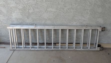 Aluminum motorcycle ramps