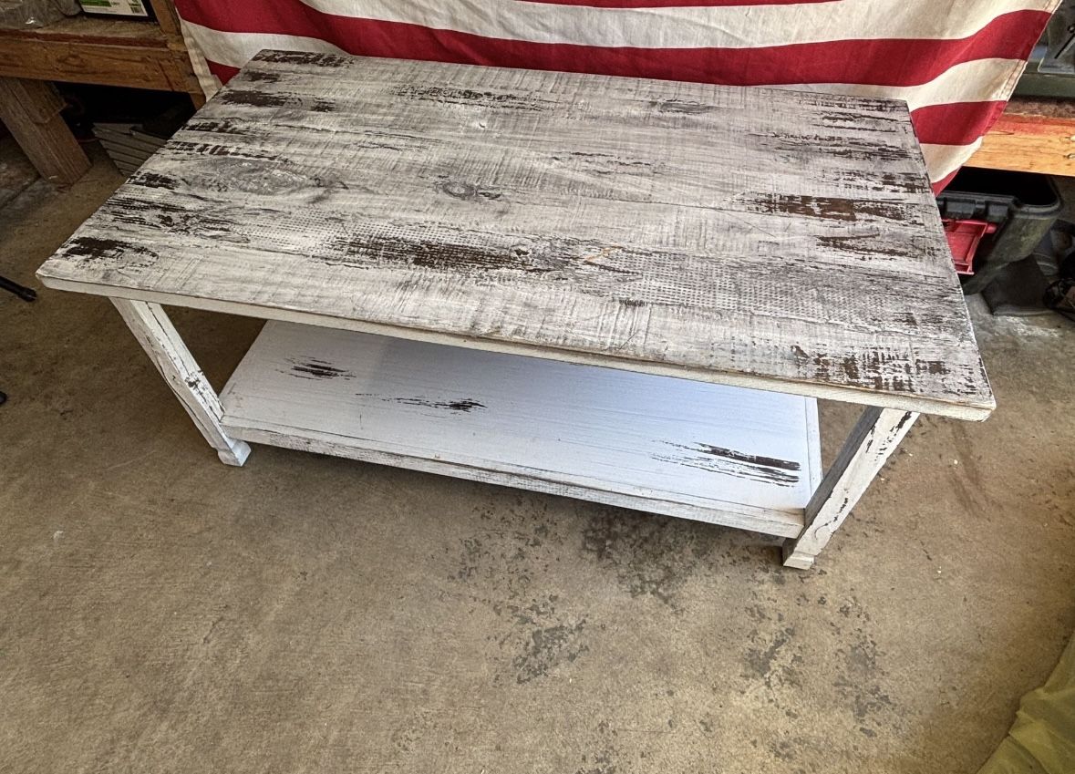 White Coffee Table with Shelf, Excellent Shape
