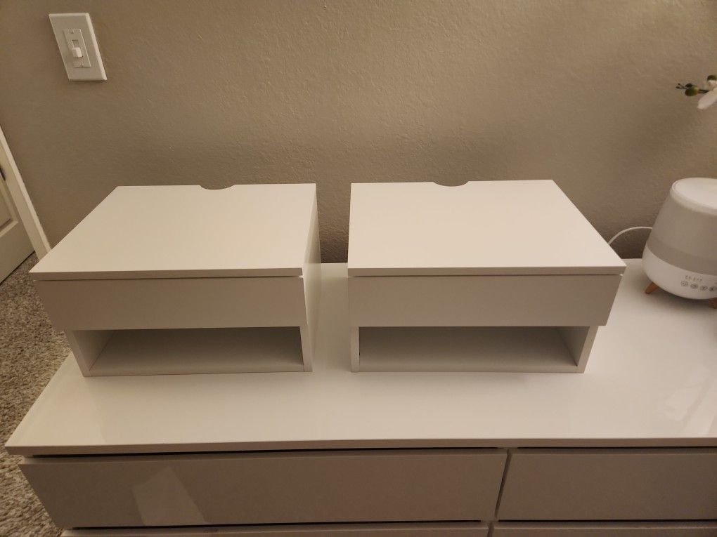 Set Of 2 Wall Mounted Nightstands