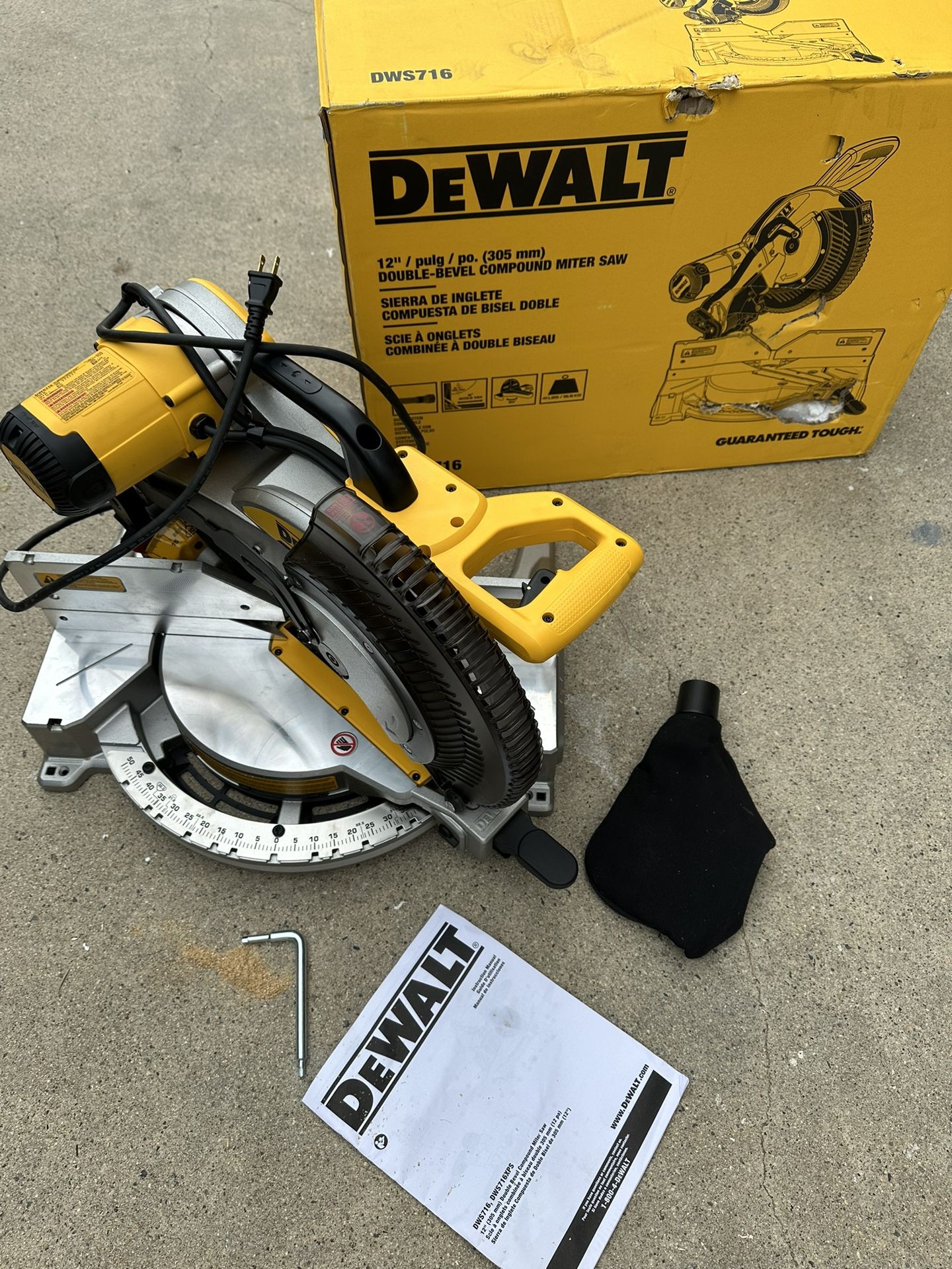 DEWALT 15 Amp Corded 12 in. Compound Double Bevel Miter Saw. 