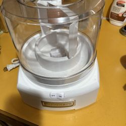 Ice Cream Maker 