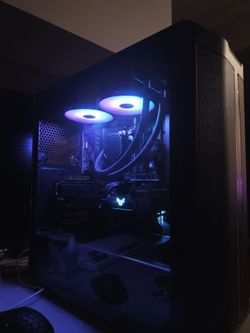 Custom build gaming PC
