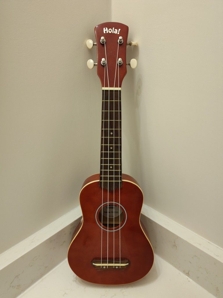 Hola! Ukuleles /model-21mg