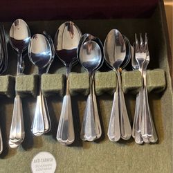 Vintage stainless steel silverware set