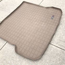 Volvo V70, XC70 - WeatherTech Cargo Trunk Liner for Volvo V70, XC70 -  (40403)