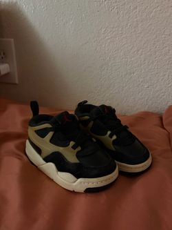 Size 7c Jordan 4 RMs