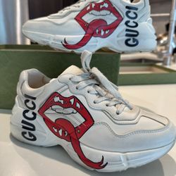 Women’s Gucci Shoes 