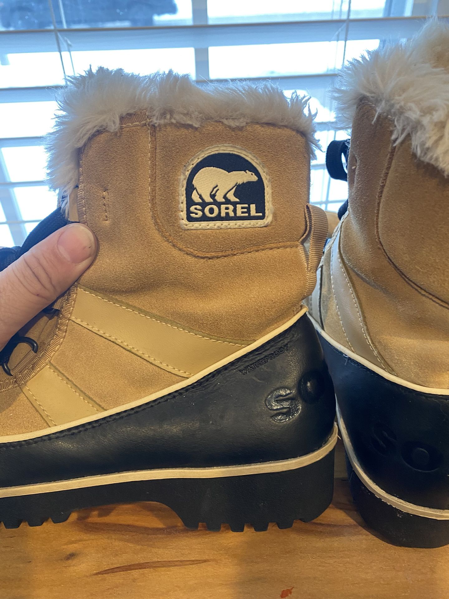Sorel Winter Boots Ladies Sz 7