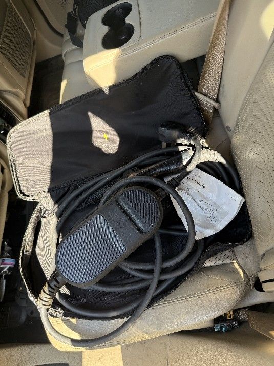 Rivian Charger 