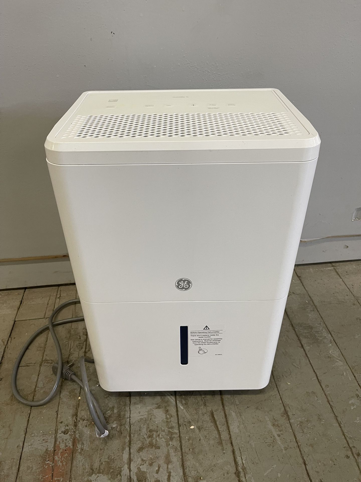 New 35 Pint Dehumidifier $120