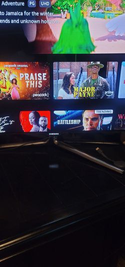 58" Swivel Samsung TV With New 4k Firestick. Beautiful Picture .Voice Control remote .Dont Miss Out Firm Price