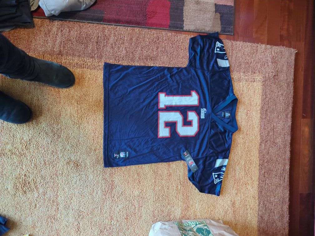 Reebok NFL Team Boys XL Brady 12 Jersey