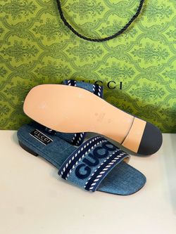Gucci women slides 9 10