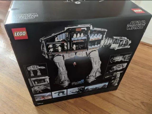 LEGO Star Wars AT-AT Walker 75313 Brand New.