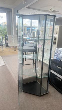 Vitrina Esquinera de Cristal / Corner Glass Display Cabinet